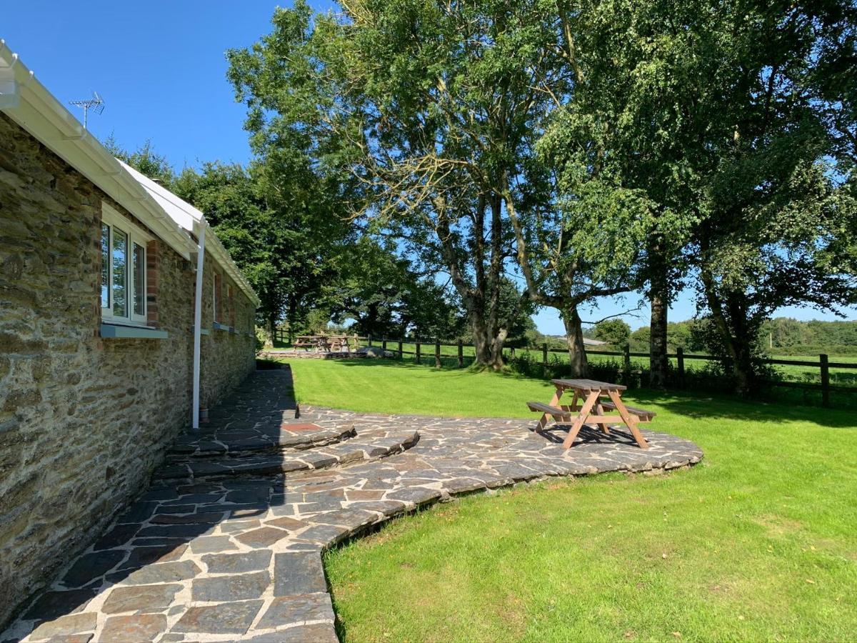 Canllefaes Cottages Cardigan Exterior photo